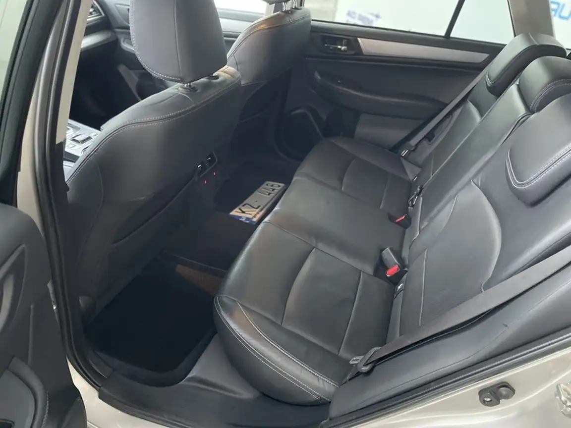 SUBARU OUTBACK