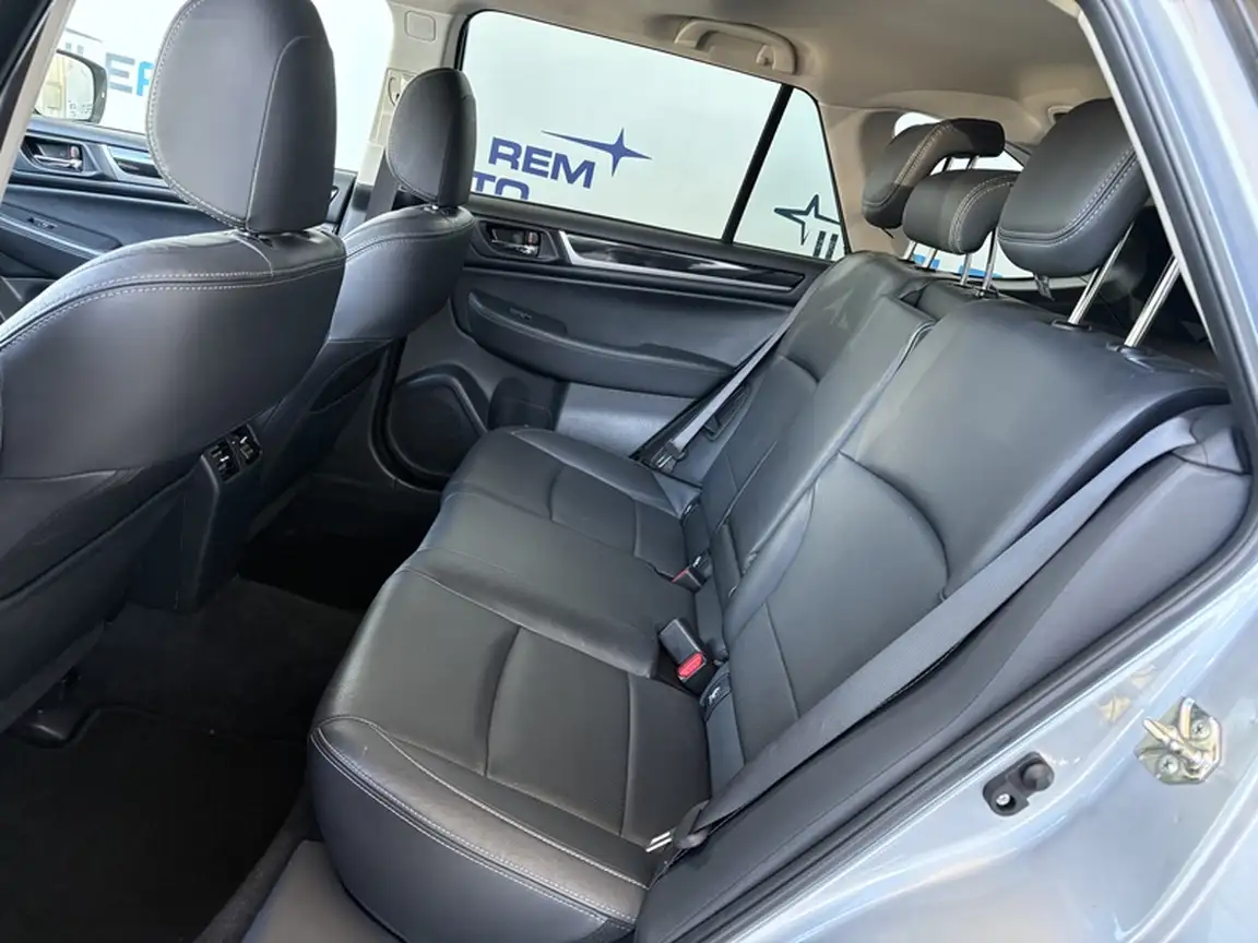 SUBARU OUTBACK