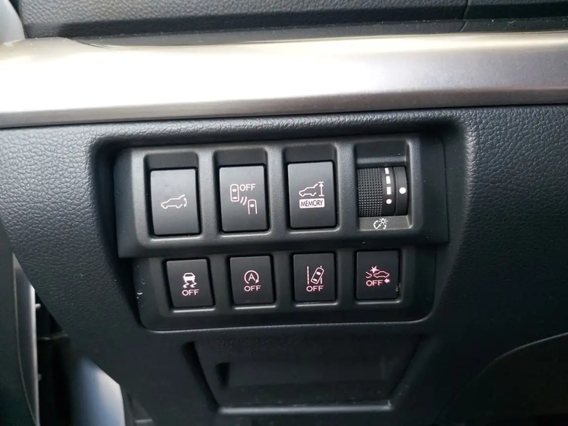 SUBARU OUTBACK
