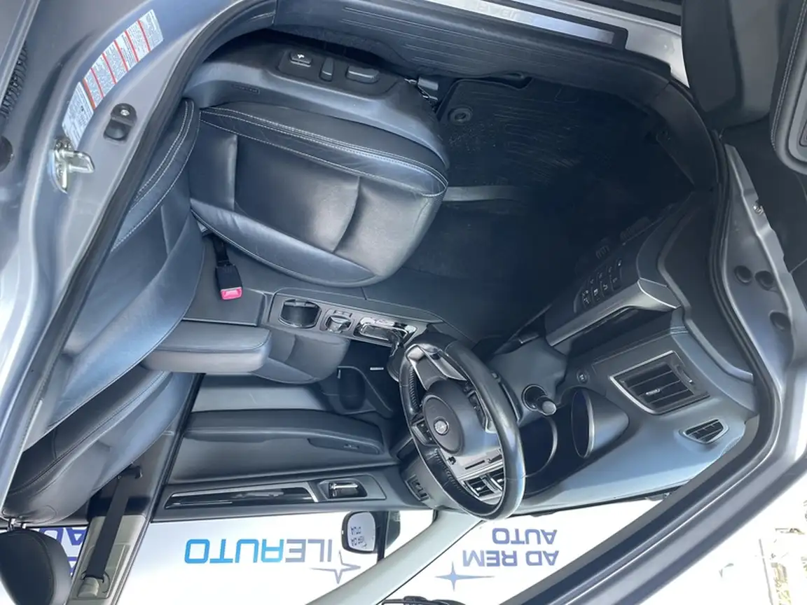 SUBARU OUTBACK