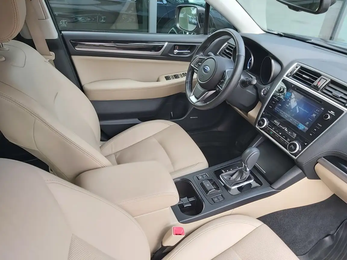 SUBARU OUTBACK