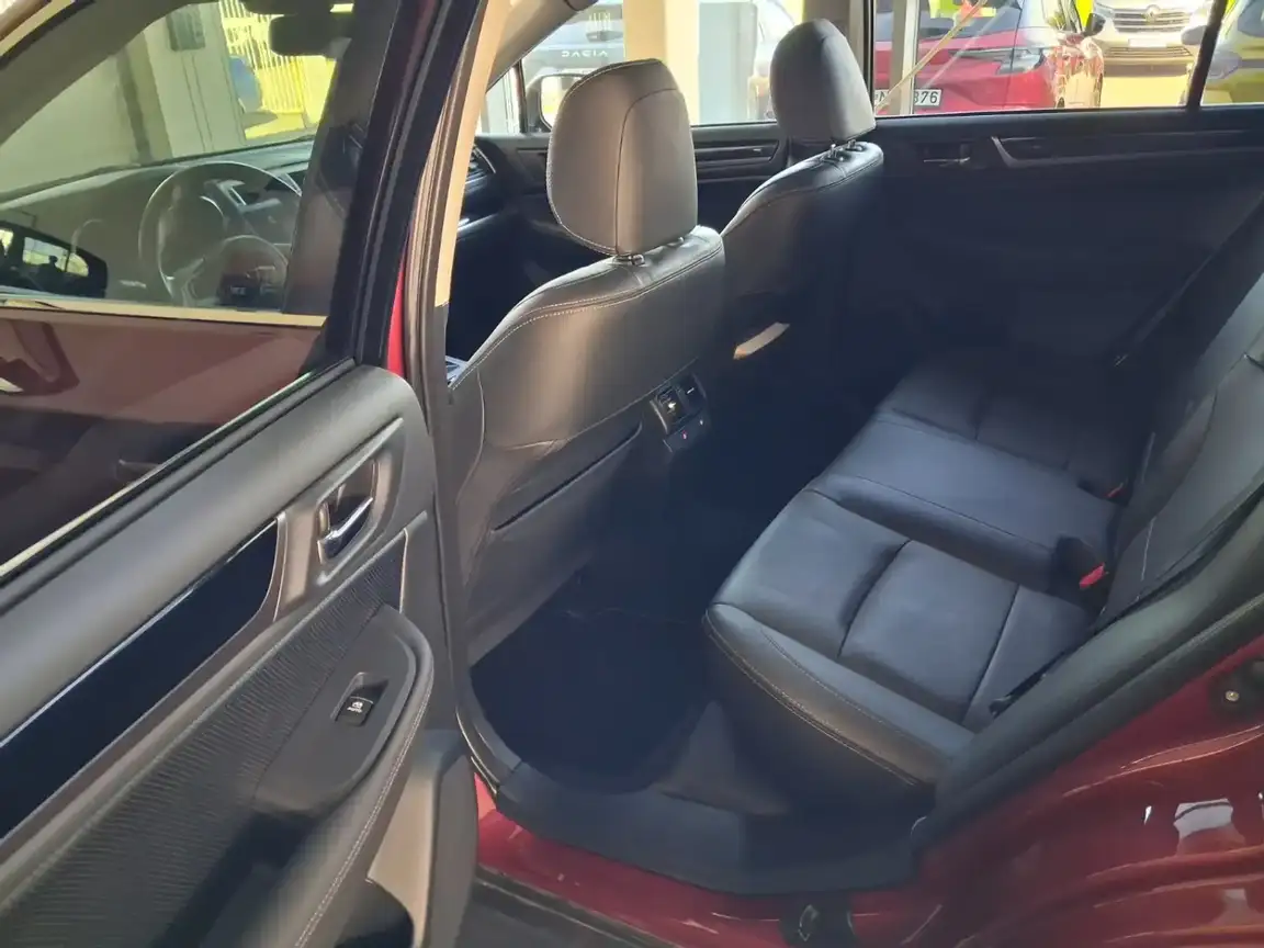 SUBARU OUTBACK
