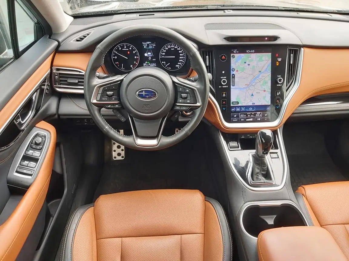 SUBARU OUTBACK