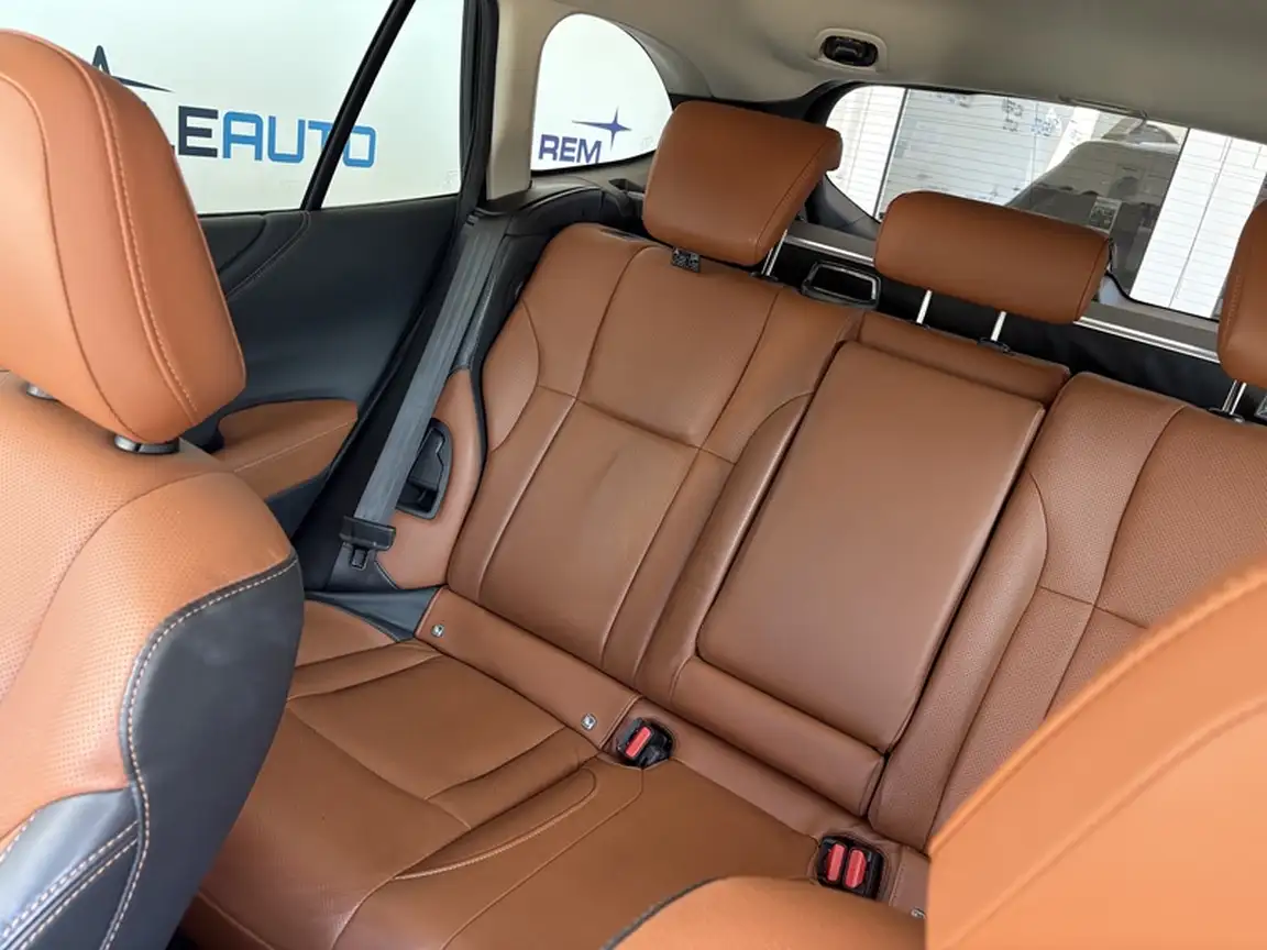 SUBARU OUTBACK