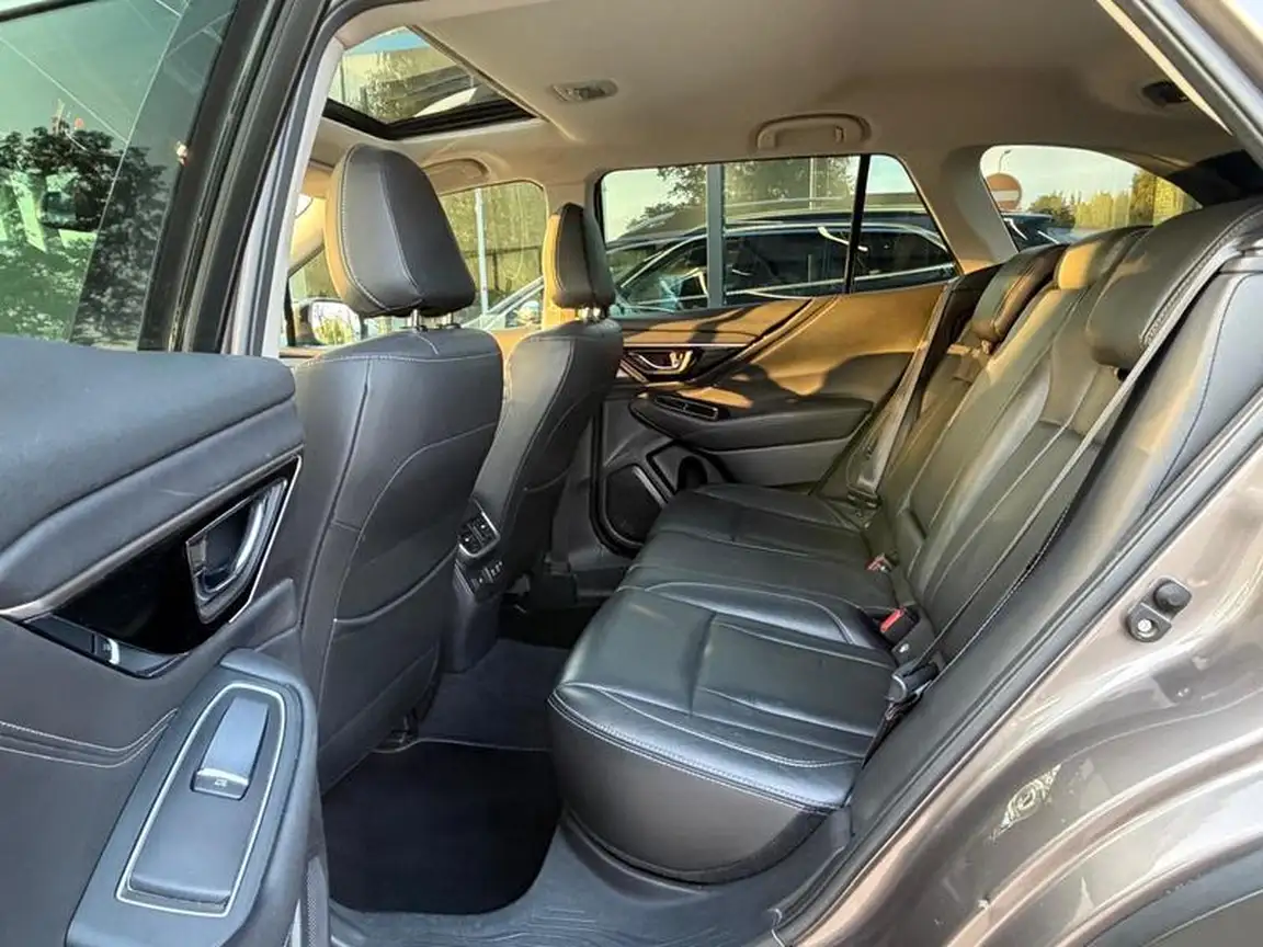 SUBARU OUTBACK