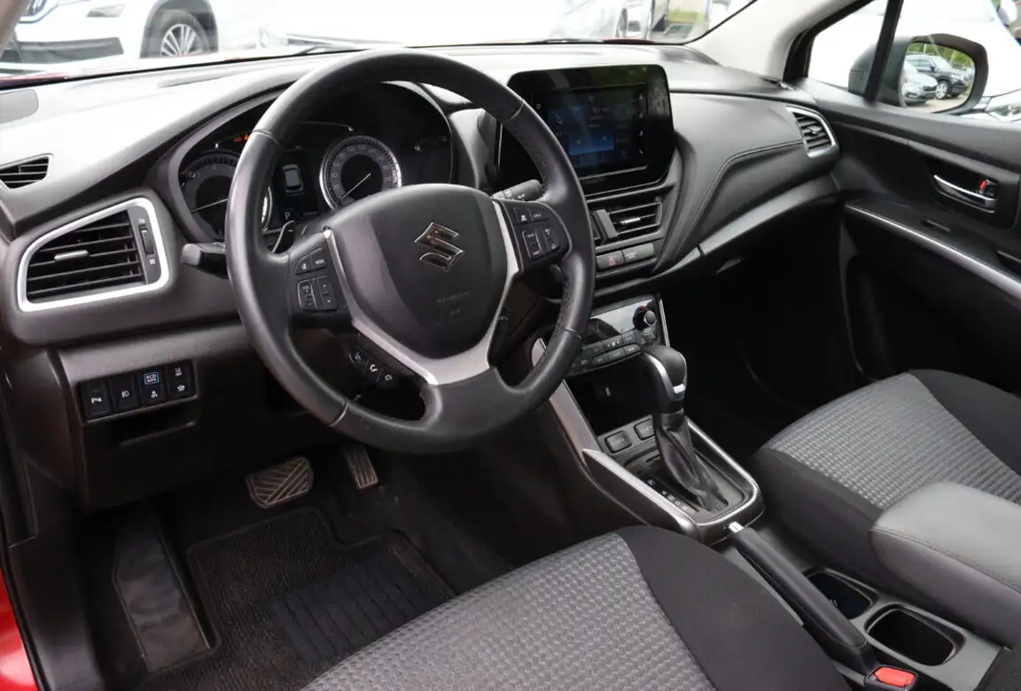 SUZUKI SX4 S-CROSS