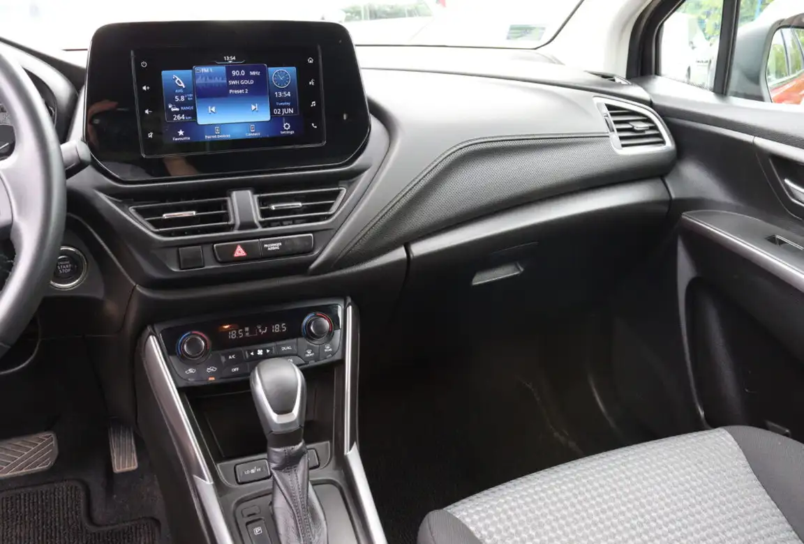 SUZUKI SX4 S-CROSS