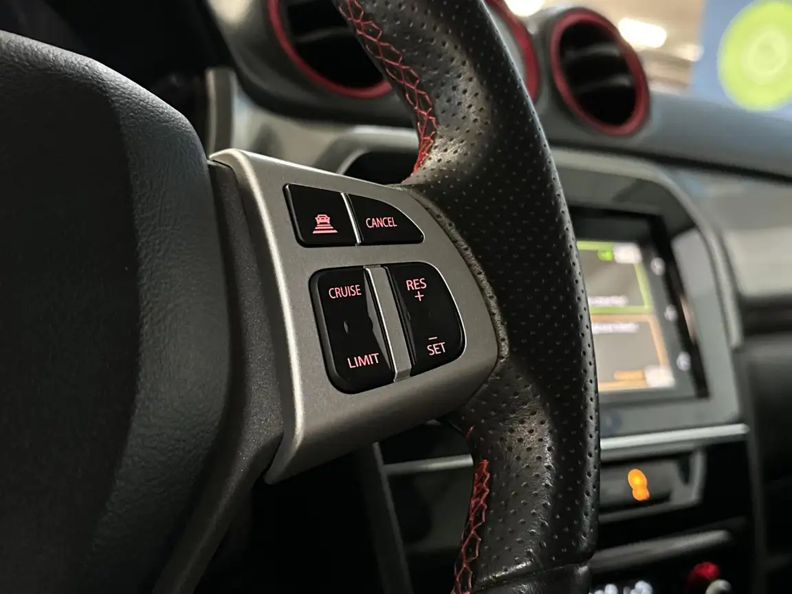 SUZUKI VITARA