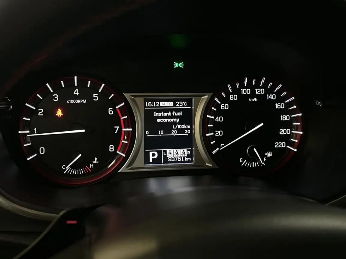 SUZUKI VITARA