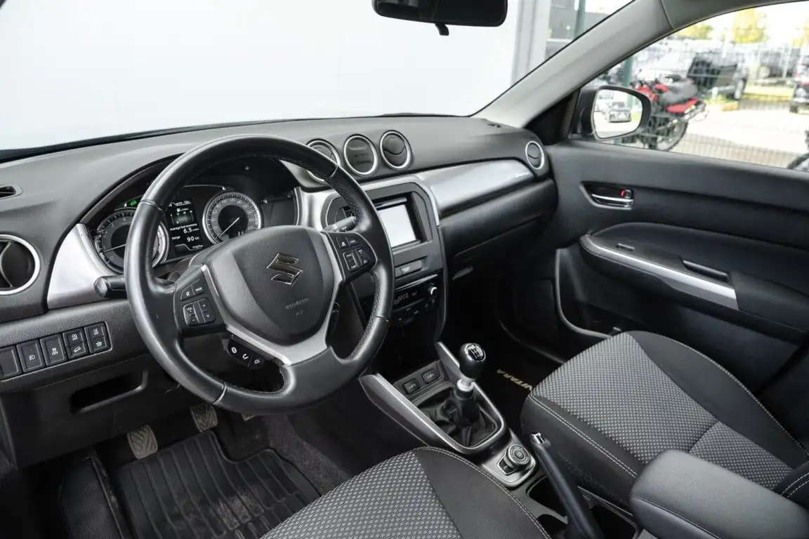 SUZUKI VITARA
