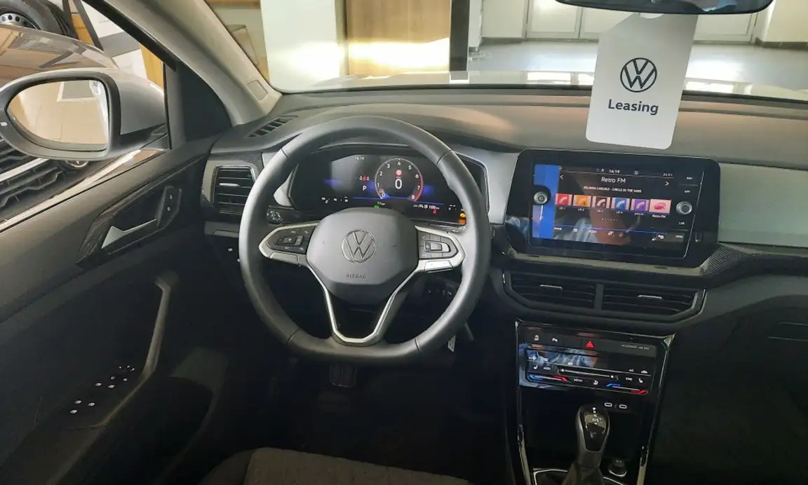 VOLKSWAGEN T-CROSS