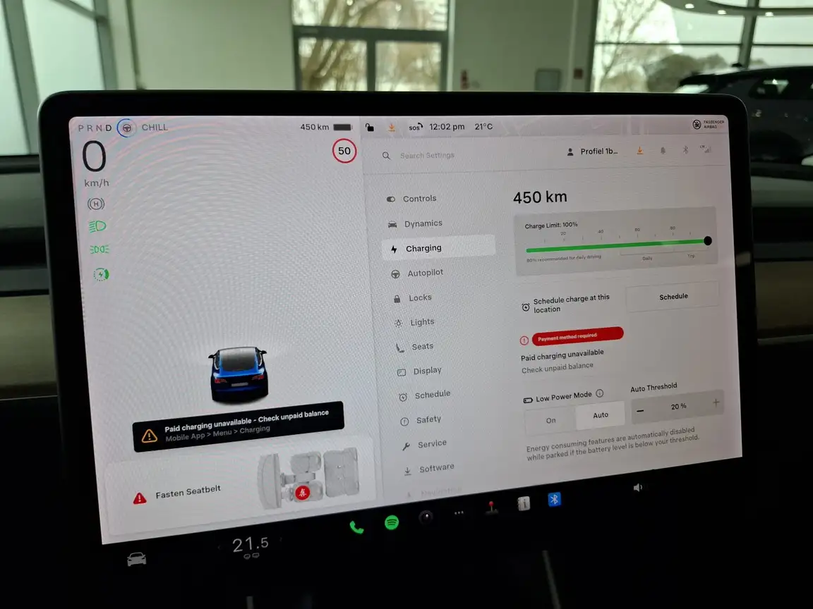TESLA MODEL X