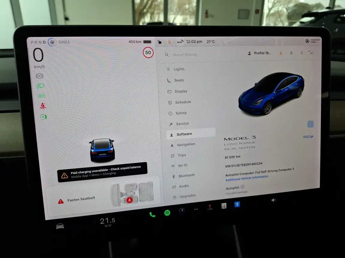 TESLA MODEL X