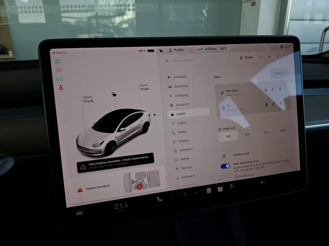TESLA MODEL X