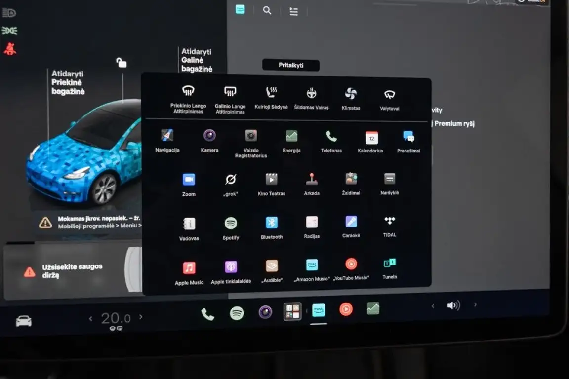 TESLA MODEL Y