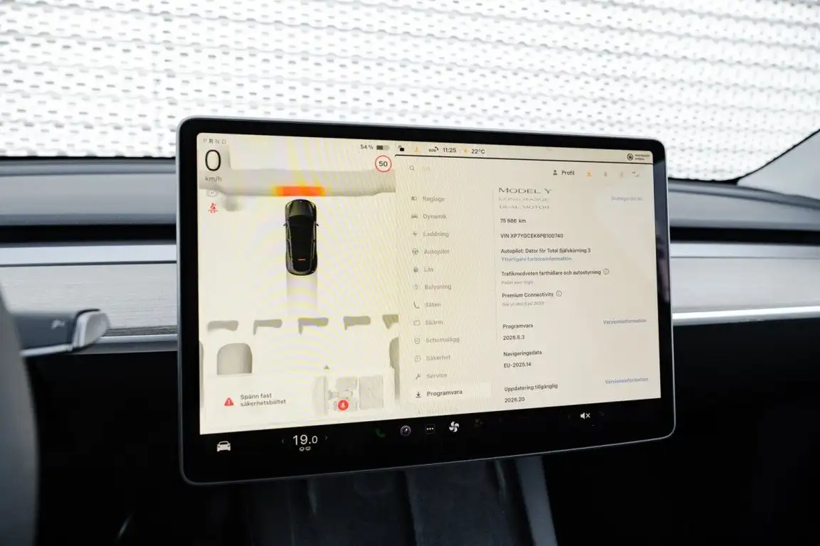 TESLA MODEL Y