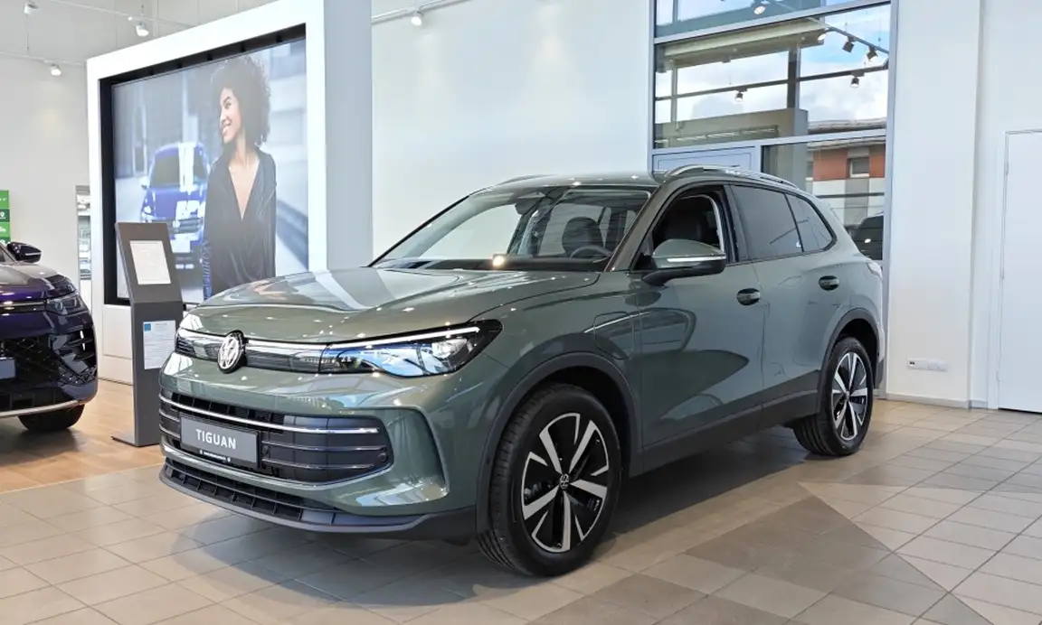 VOLKSWAGEN TIGUAN