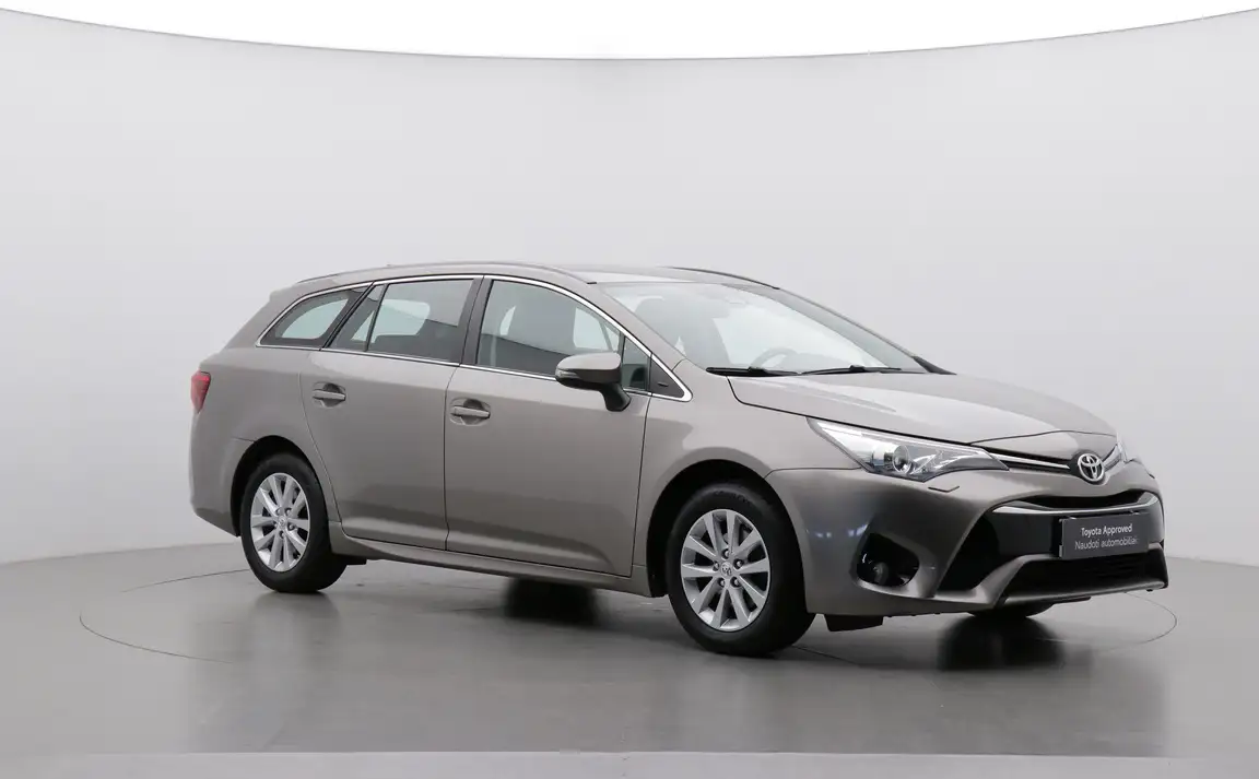 TOYOTA AVENSIS