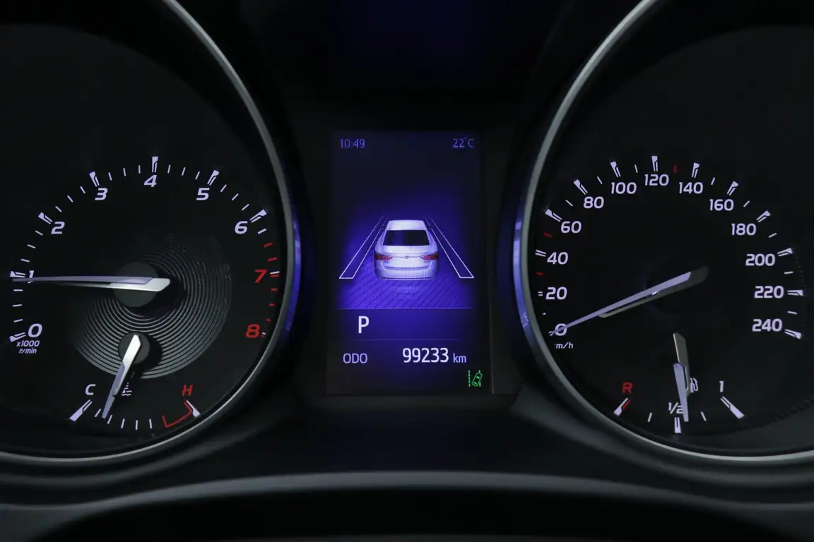 TOYOTA AVENSIS