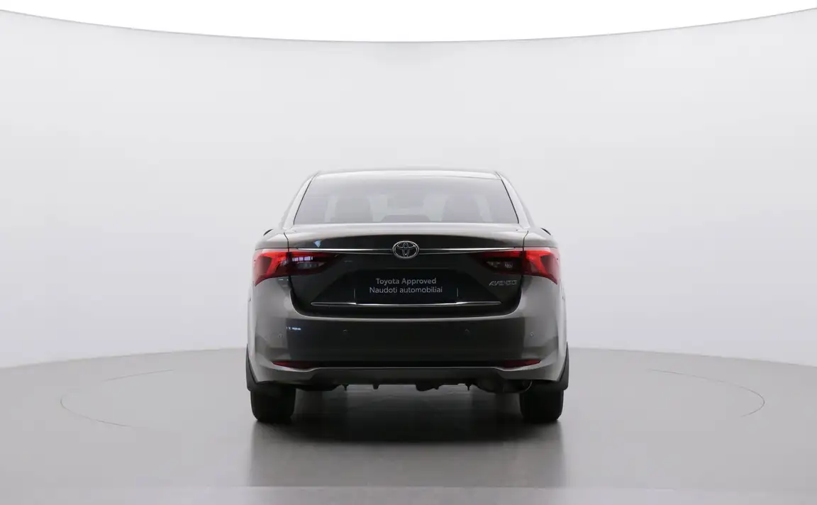 TOYOTA AVENSIS