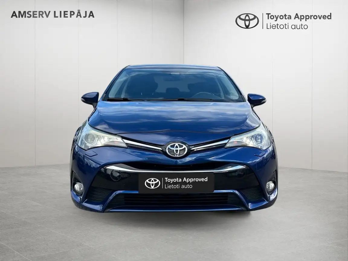 TOYOTA AVENSIS