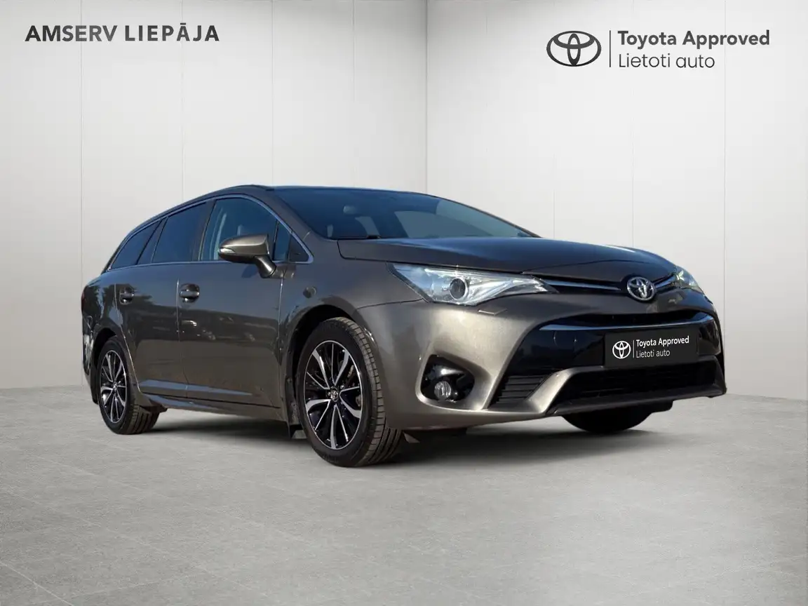 TOYOTA AVENSIS