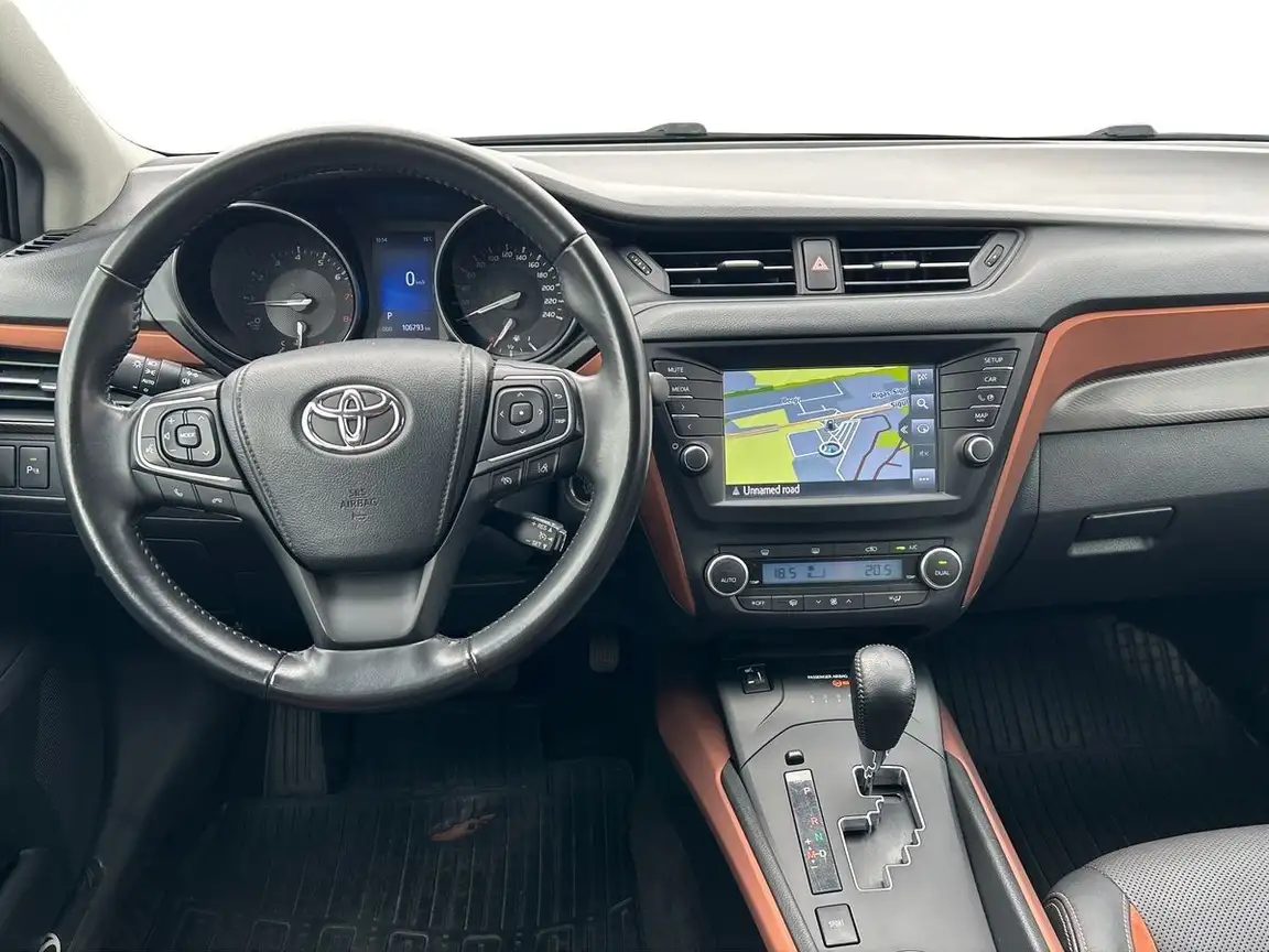 TOYOTA AVENSIS