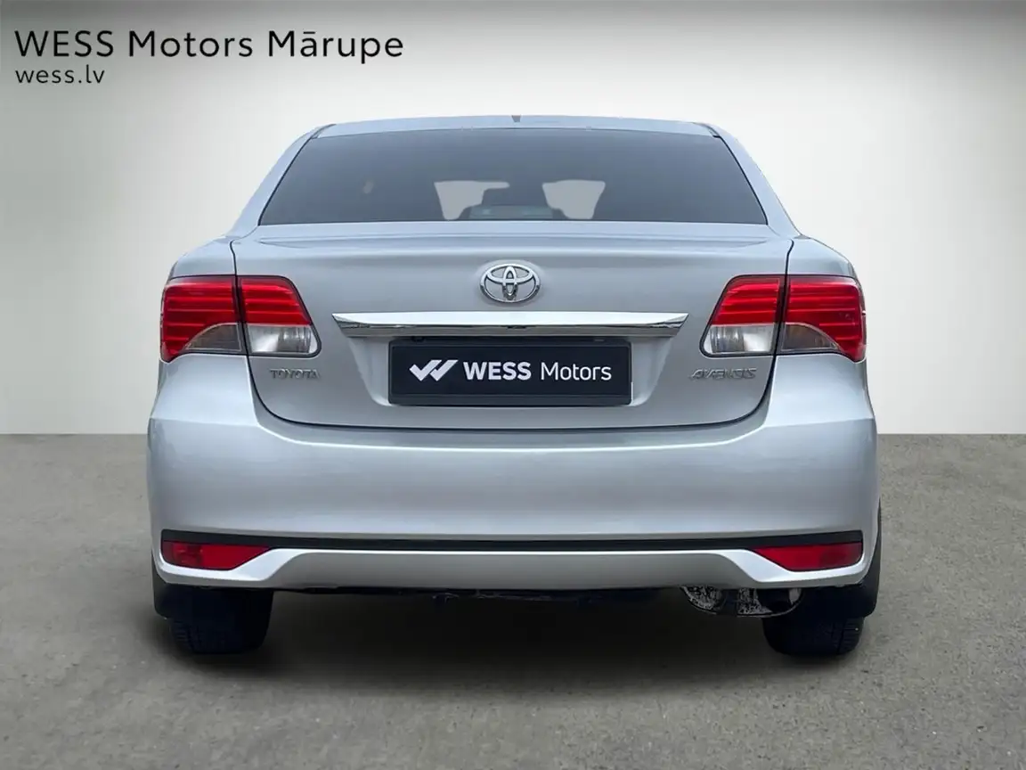 TOYOTA AVENSIS