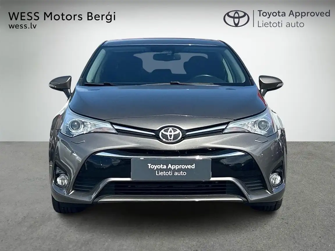 TOYOTA AVENSIS