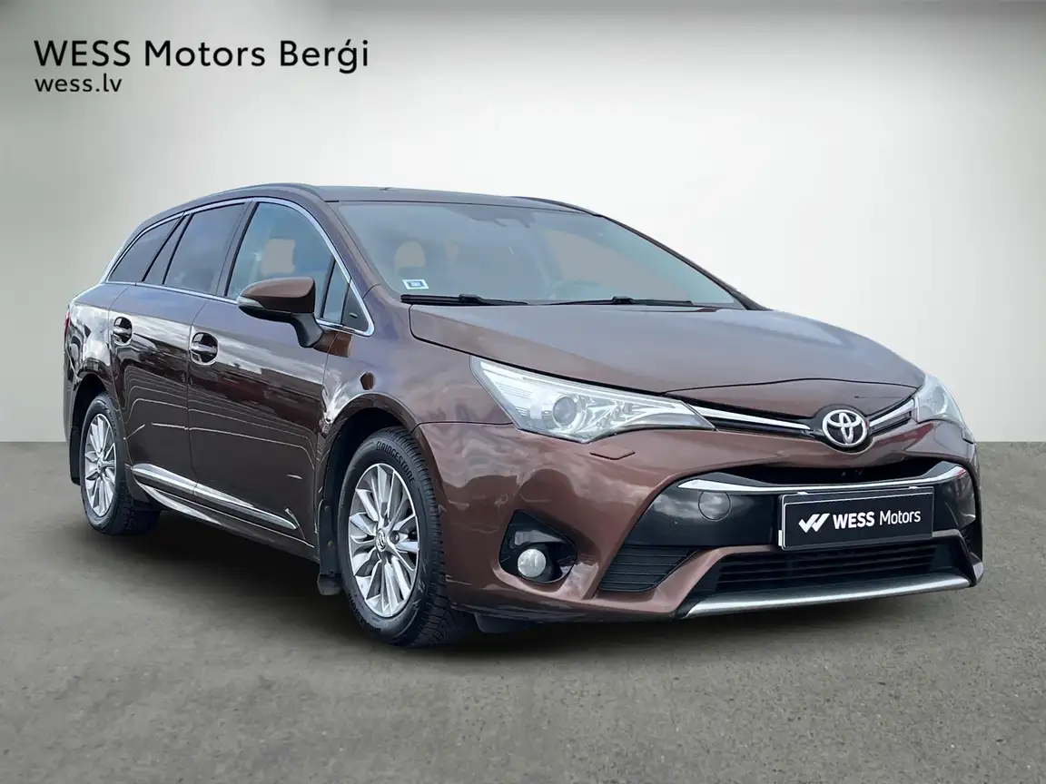 TOYOTA AVENSIS