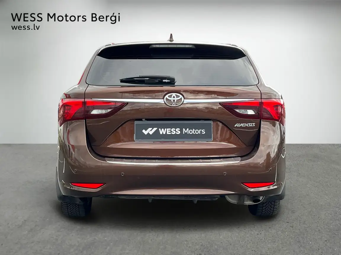 TOYOTA AVENSIS