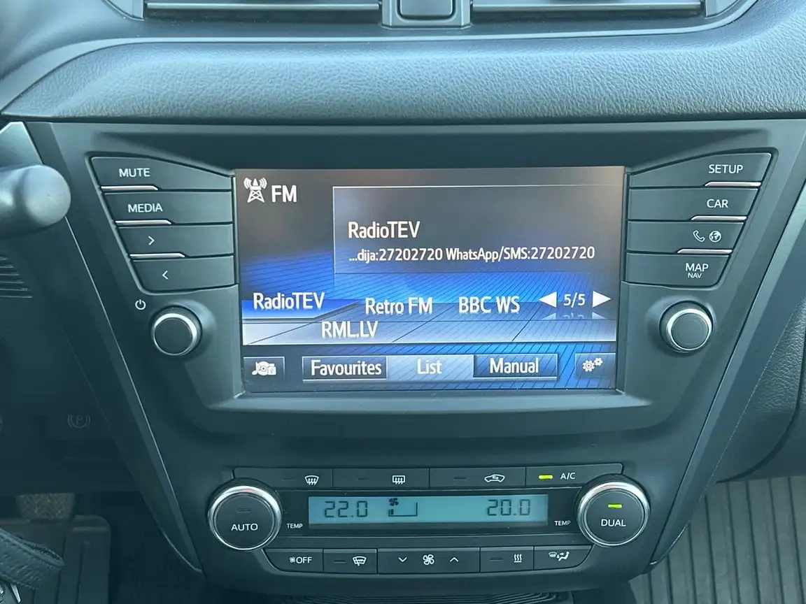 TOYOTA AVENSIS