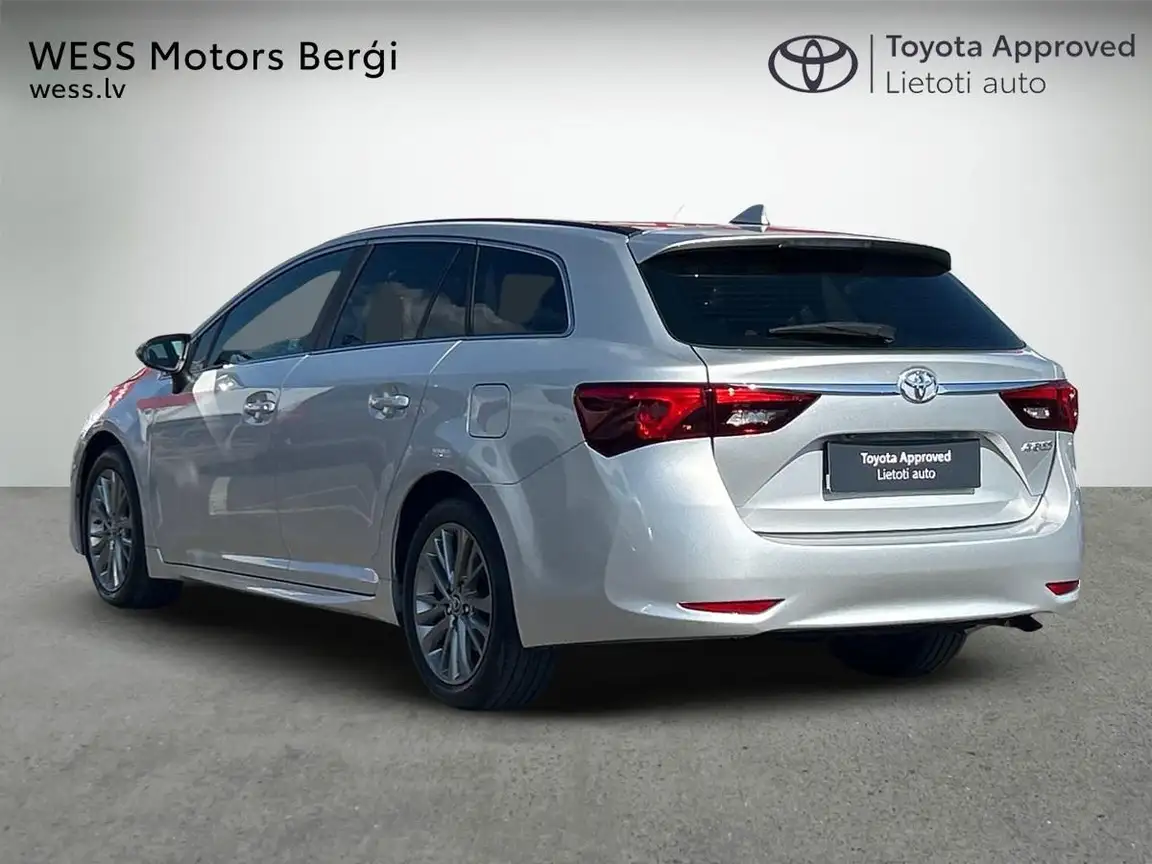 TOYOTA AVENSIS