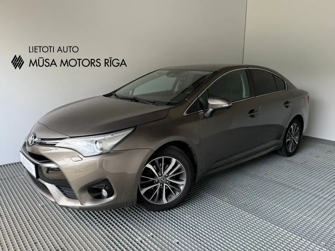 TOYOTA AVENSIS