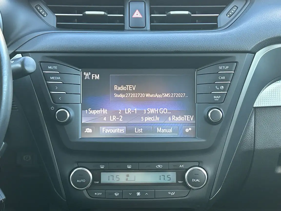 TOYOTA AVENSIS