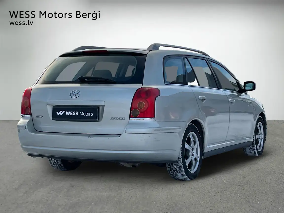 TOYOTA AVENSIS