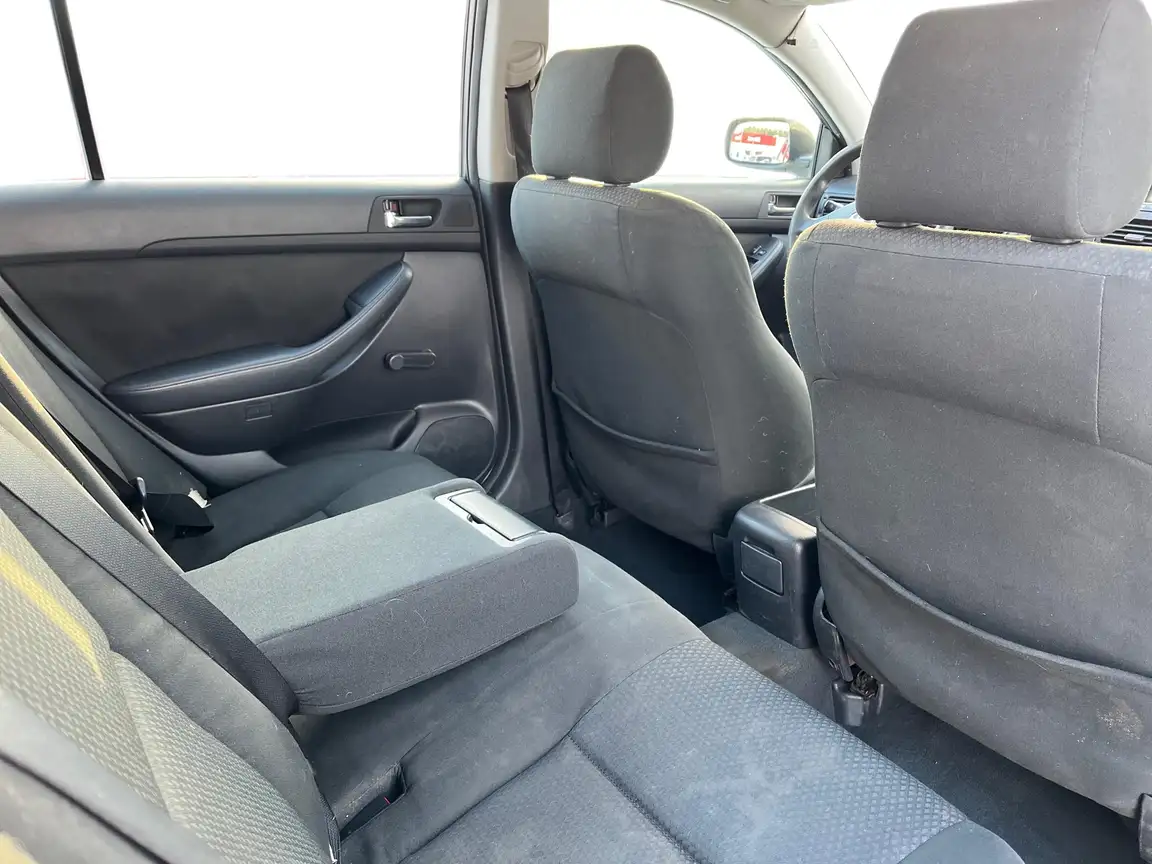 TOYOTA AVENSIS