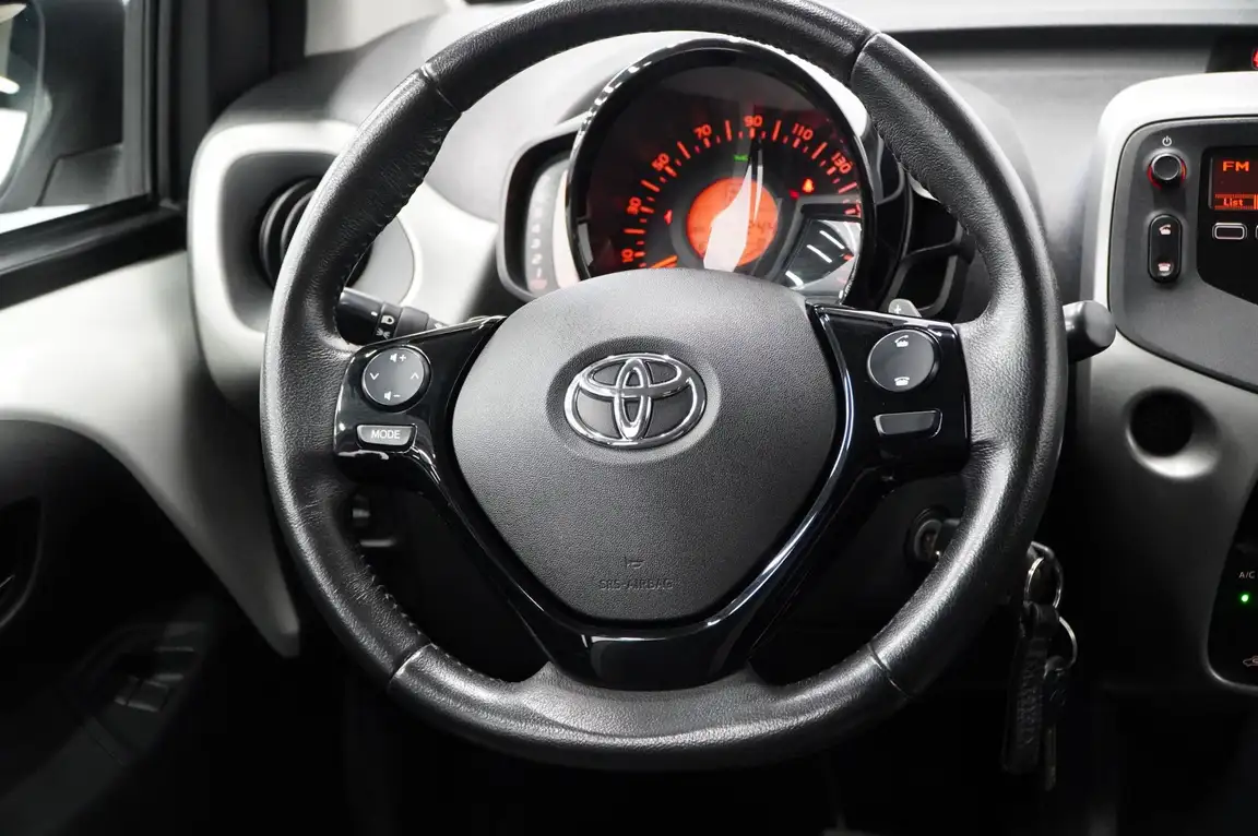 TOYOTA AYGO