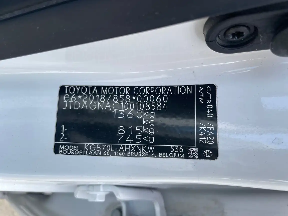 TOYOTA AYGO X