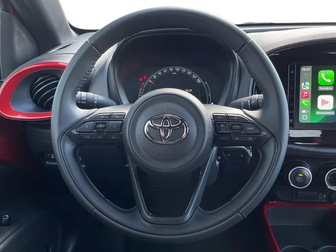 TOYOTA AYGO X