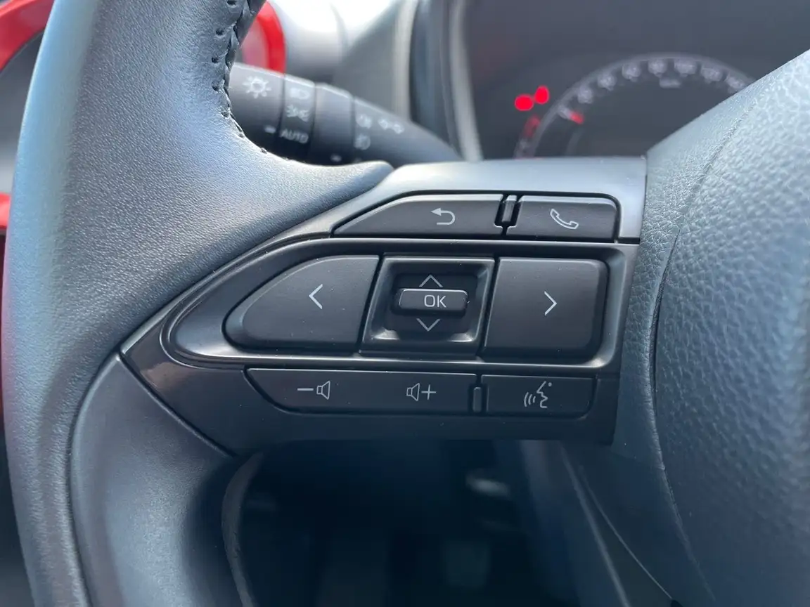 TOYOTA AYGO X