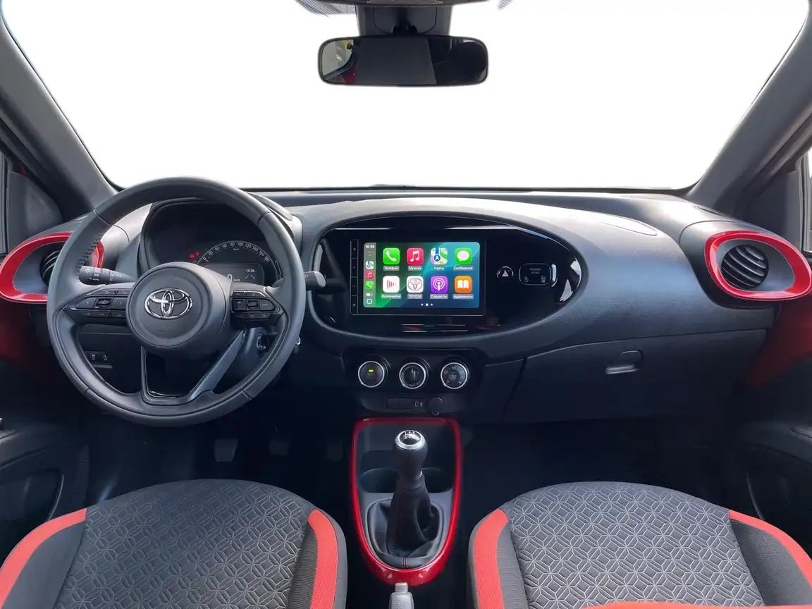 TOYOTA AYGO X