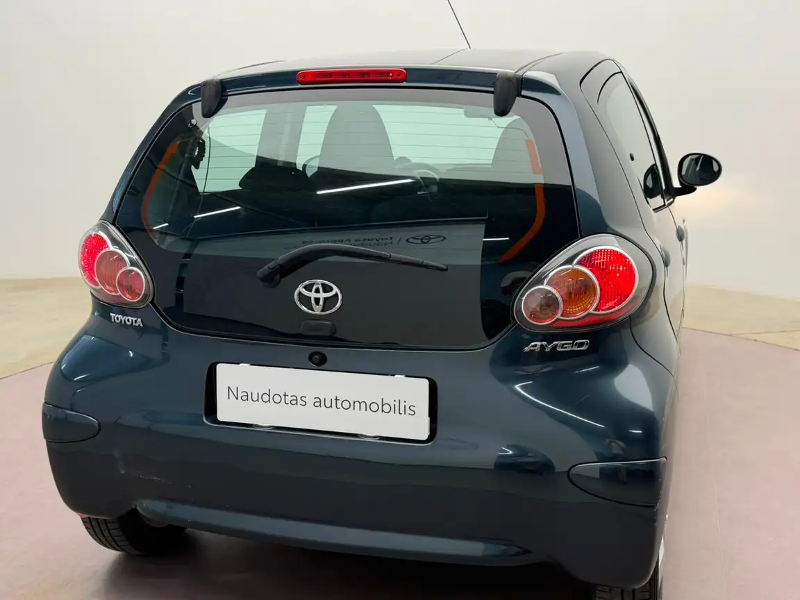 TOYOTA AYGO