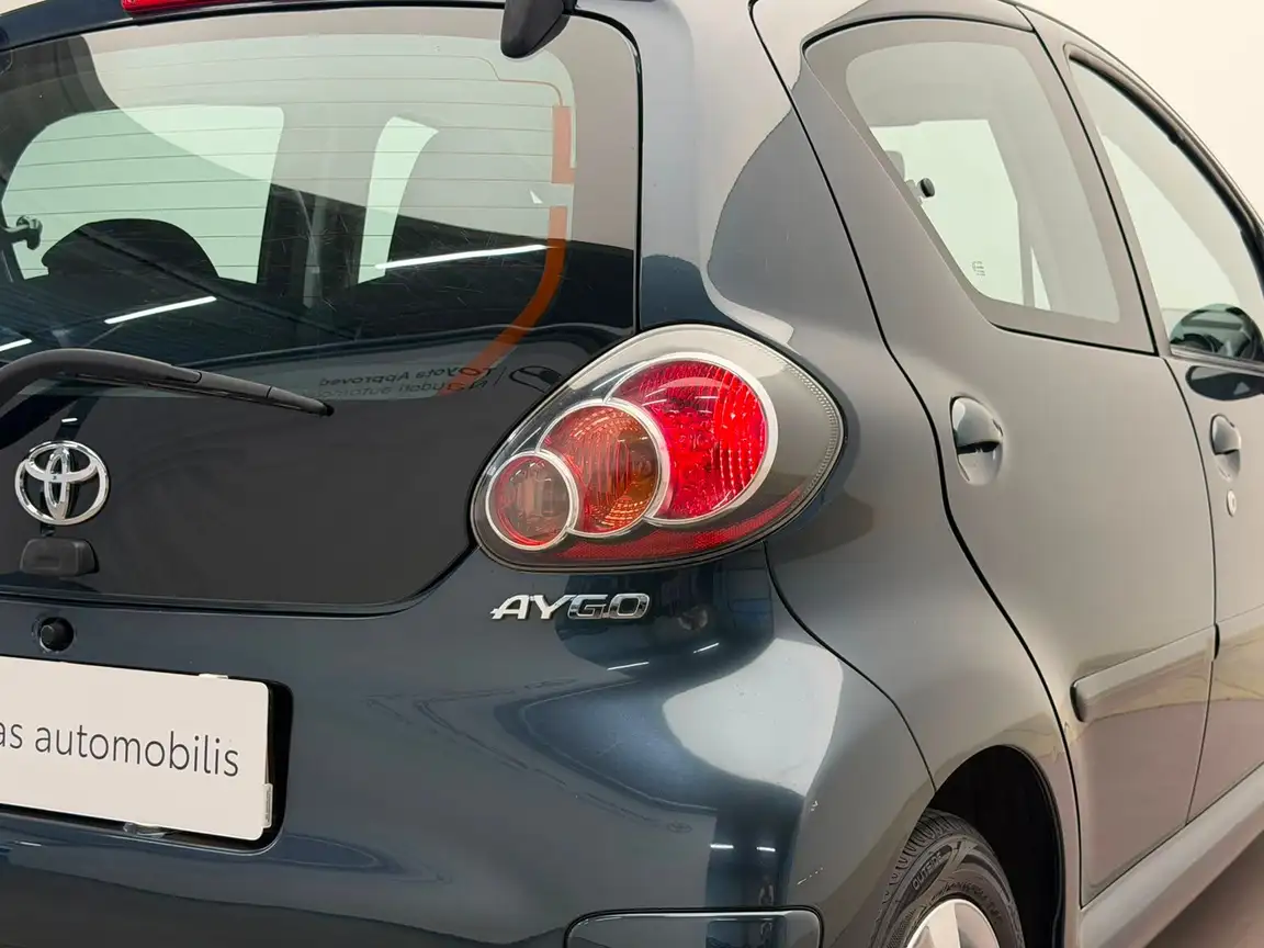 TOYOTA AYGO