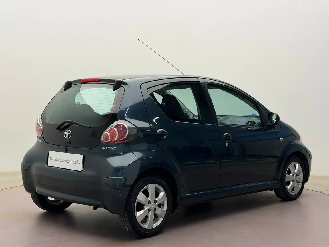 TOYOTA AYGO