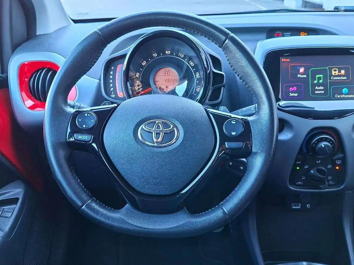 TOYOTA AYGO