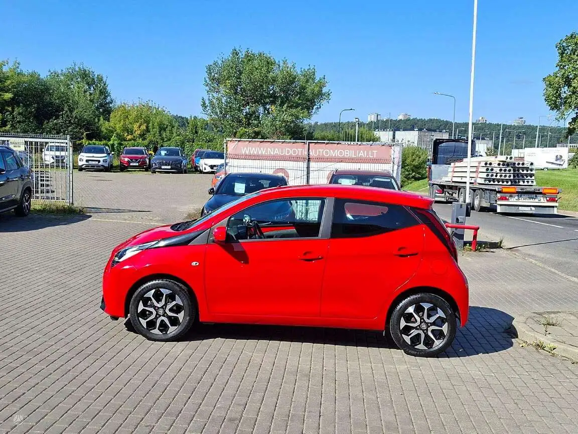 TOYOTA AYGO