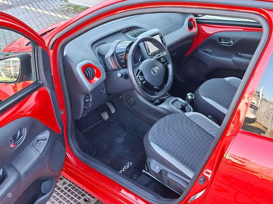 TOYOTA AYGO