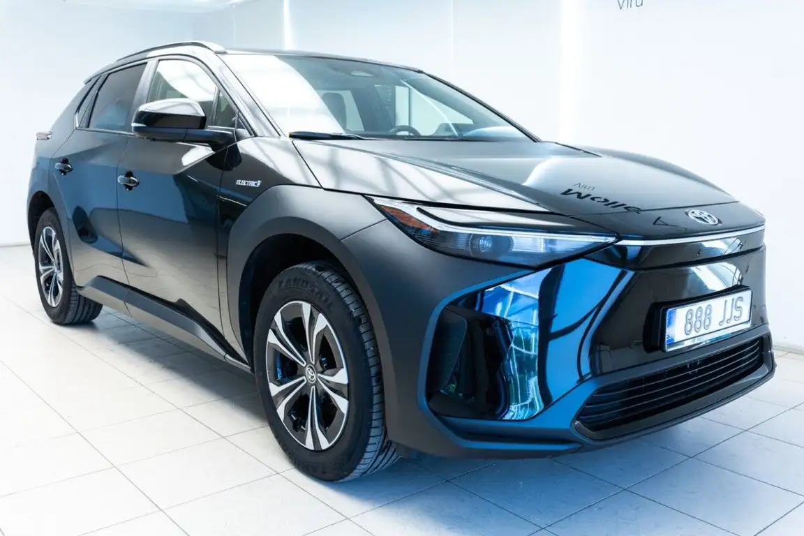 TOYOTA BZ4X