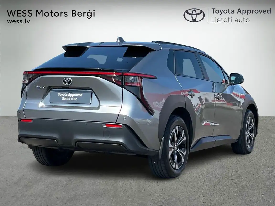 TOYOTA BZ